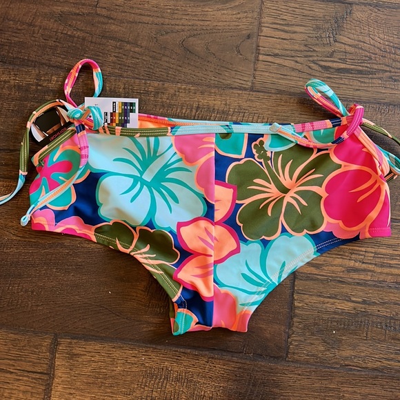 NOBO Two Pieces Aloha Print Bathing Suit size Junior S (3-5) - Picture 8 of 12